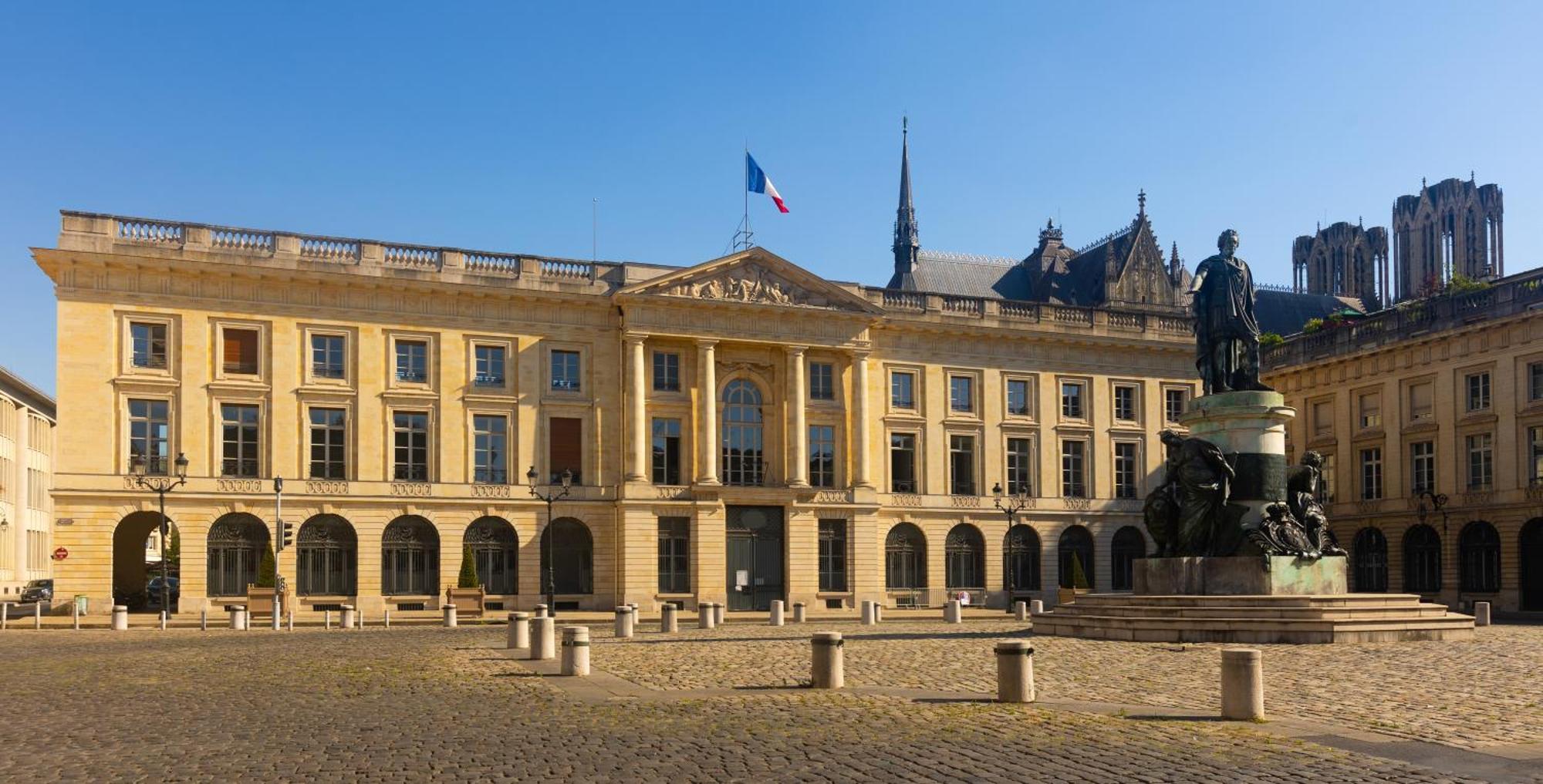 La Suite - Paisible Et A Deux Pas De La Gare Reims Dış mekan fotoğraf